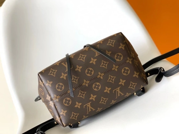 WIS LOUIS VUITTON MONTSOURIS PM 1213